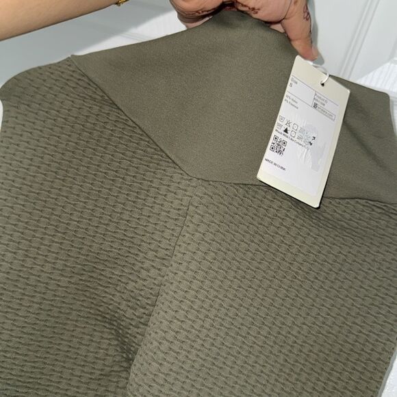 Halara Seamless Flow High Waisted Jacquard Butt Lifting Leggings, S NWT - Picture 11 of 12